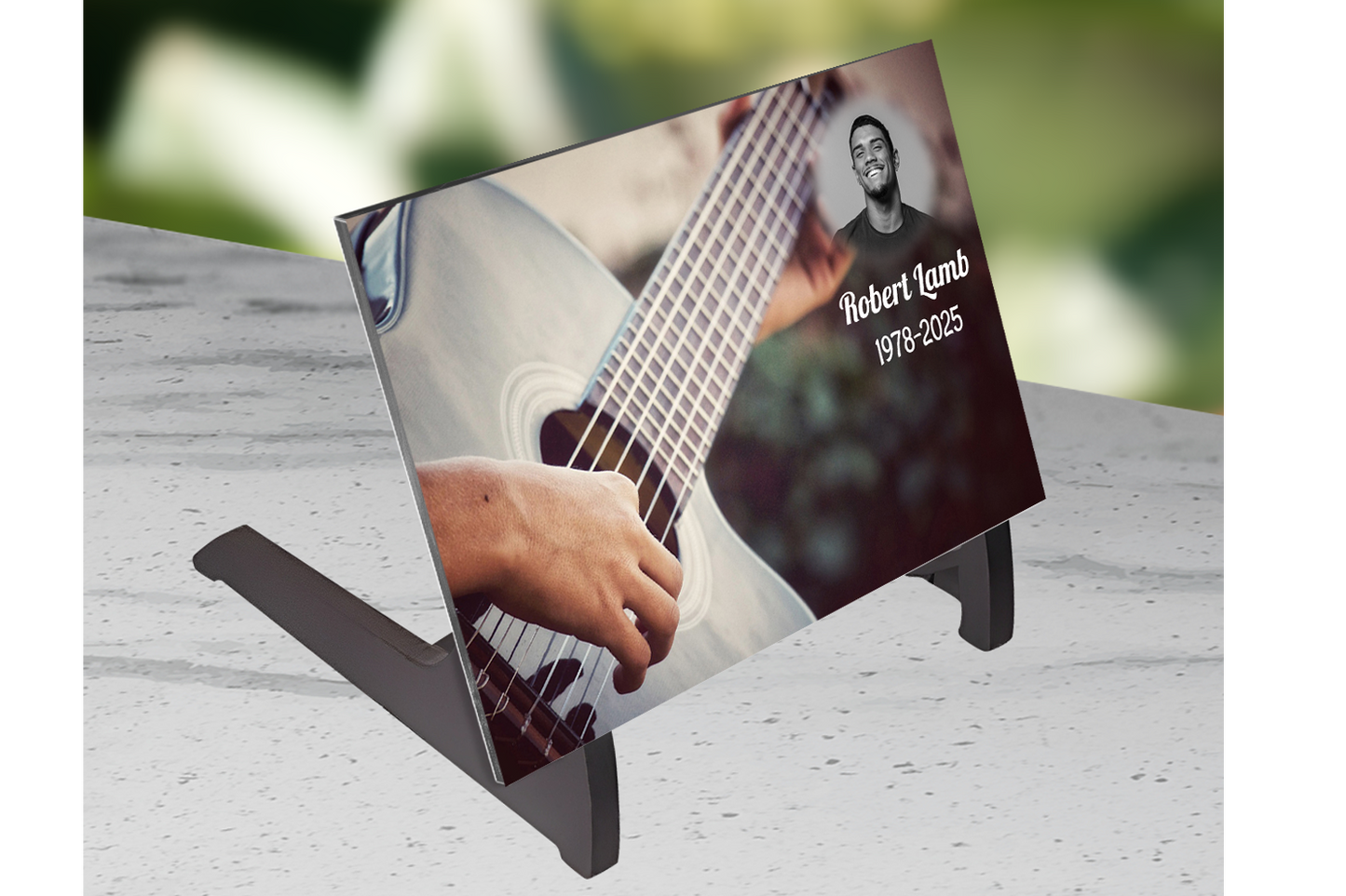 Plaque Funéraire Joueur de Guitare